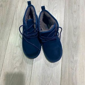 UGGS Mens Blue Neumel Classic Suede Lace-Up Chukka Boot